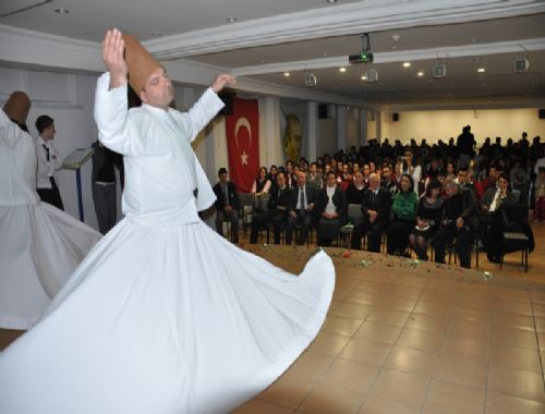 80. Yıl Nuh Çimento lisesi, Mevlana\’yı Andı