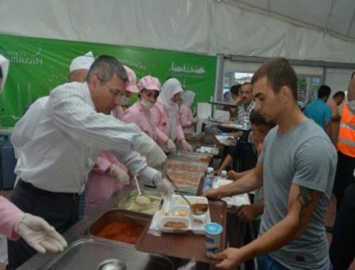 Pendik te Ramazan’ın ruhuna yakışan iftar