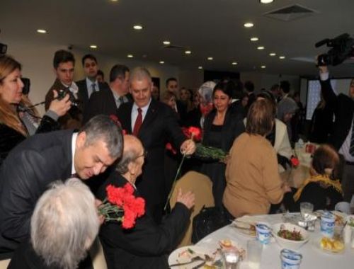 Başkan Yazıcı dan yaşlılarımıza sürpriz