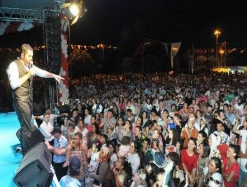 Turgay Başyayla Tuzlalıları coşturdu