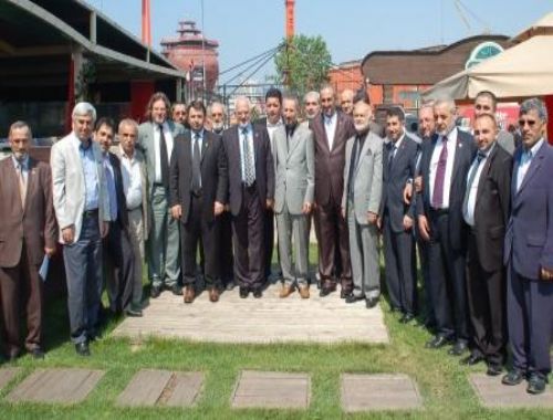 Tuzla Saadet Partisi  sivil toplum kuruluşları ile kahvaltıda buluştu