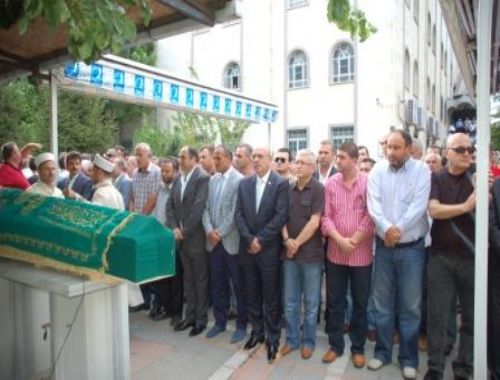 KARTALIN SEVİLEN SİYASETÇİSİ ŞENOL YONDEMİR BABASINI KAYBETTİ