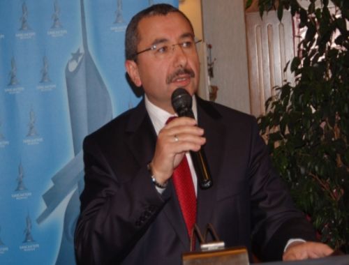 Erdem Sancaktepenin bir yılını basınla paylaştı.