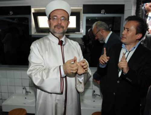 Diyanet İşleri Başkanı Şadi Yazıcı yı Örnek Gösterdi