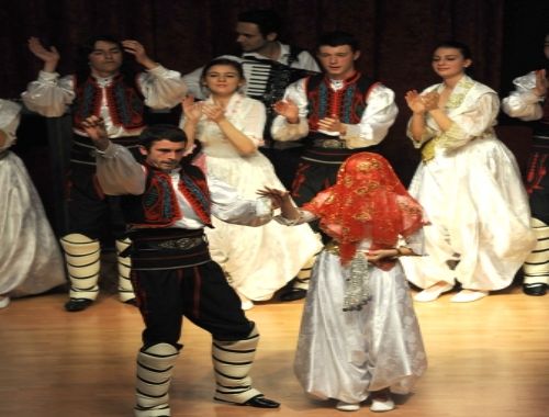 Balkan Gecesine ilgi büyük oldu