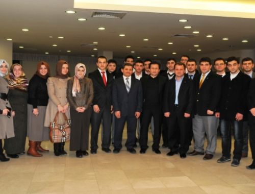 Başkan Yazıcı İmam Hatip Lisesi Mezunlarıyla Buluştu.