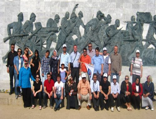 Sultanbeyli Eğitim-Bir-Sen Şehitler Diyarı Çanakkale de